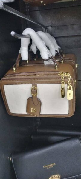 Sac à main élégant en cuir