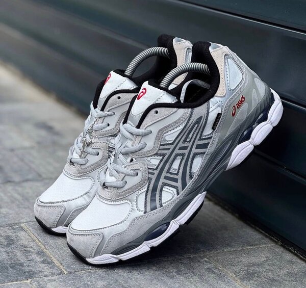 Chaussures de Course Asics