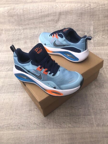 Baskets sport légères