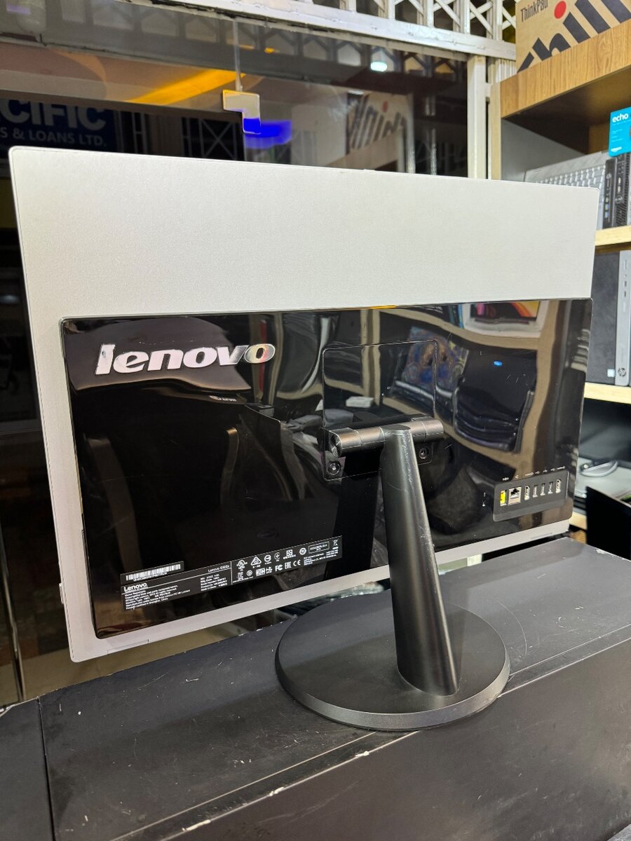 Lenovo S500z AlO 16GB processor Intel Core i5 SSD 256GB UK