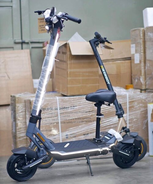 Trottinette électrique avec siège