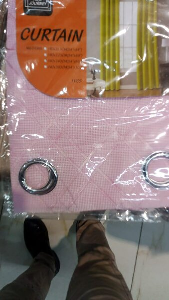 Rideau à œillets rose élégant