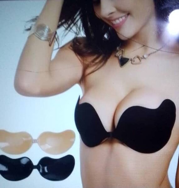 Soutien-gorge adhésif invisible
