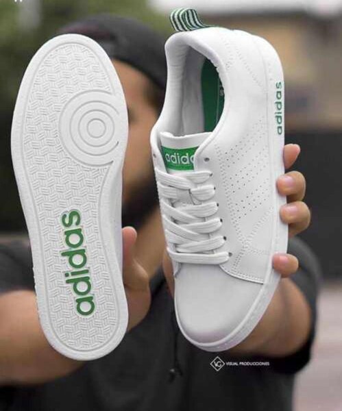 Baskets blanches adidas