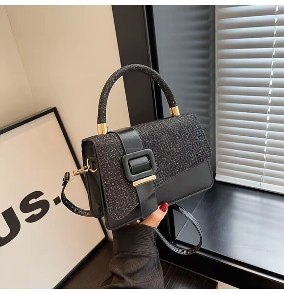 Sac à mains de soirée luxe et class