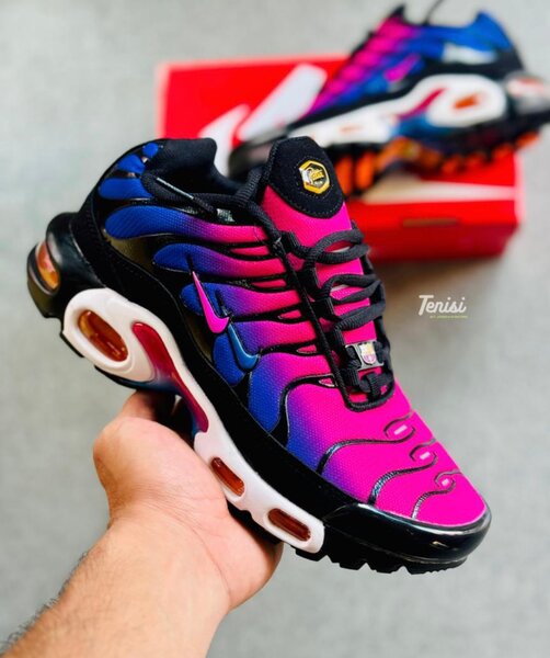 BASKET NIKE TN