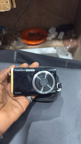 Appareils photo compacts Sony, Nikon, Samsung