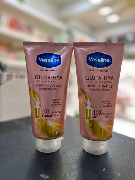 Vasline Gluta hya lotion