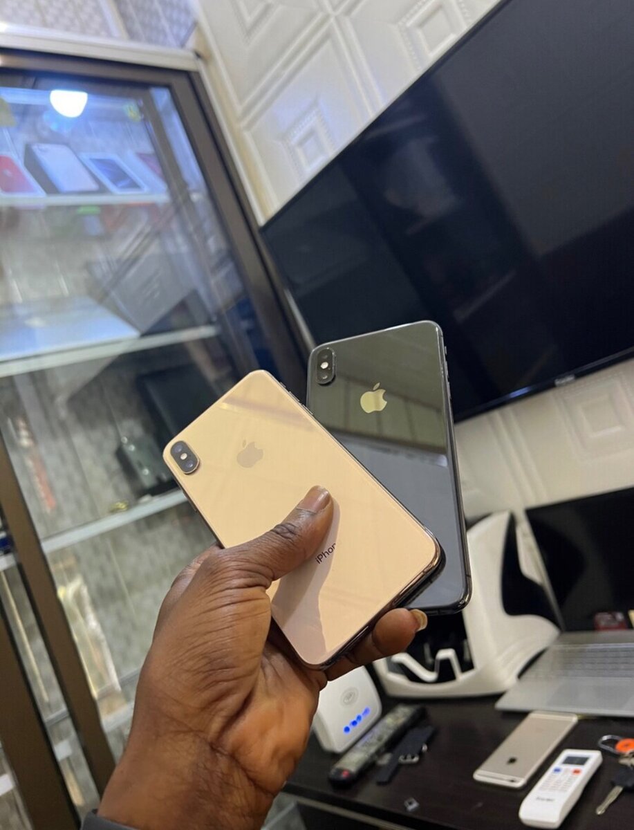 iPhone XS Max,64gig and 256gig