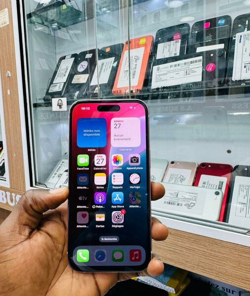 iPhone 15 Rose 128 Go