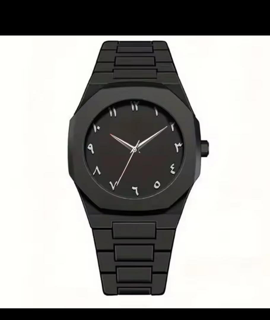 Montre bleu minimaliste