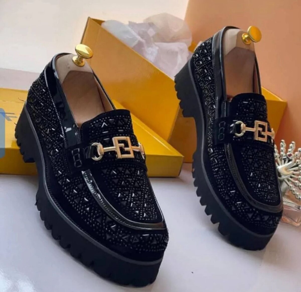 Mocassins en cuir noir