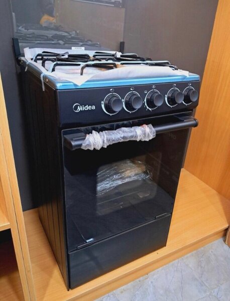 Midea stove with oven