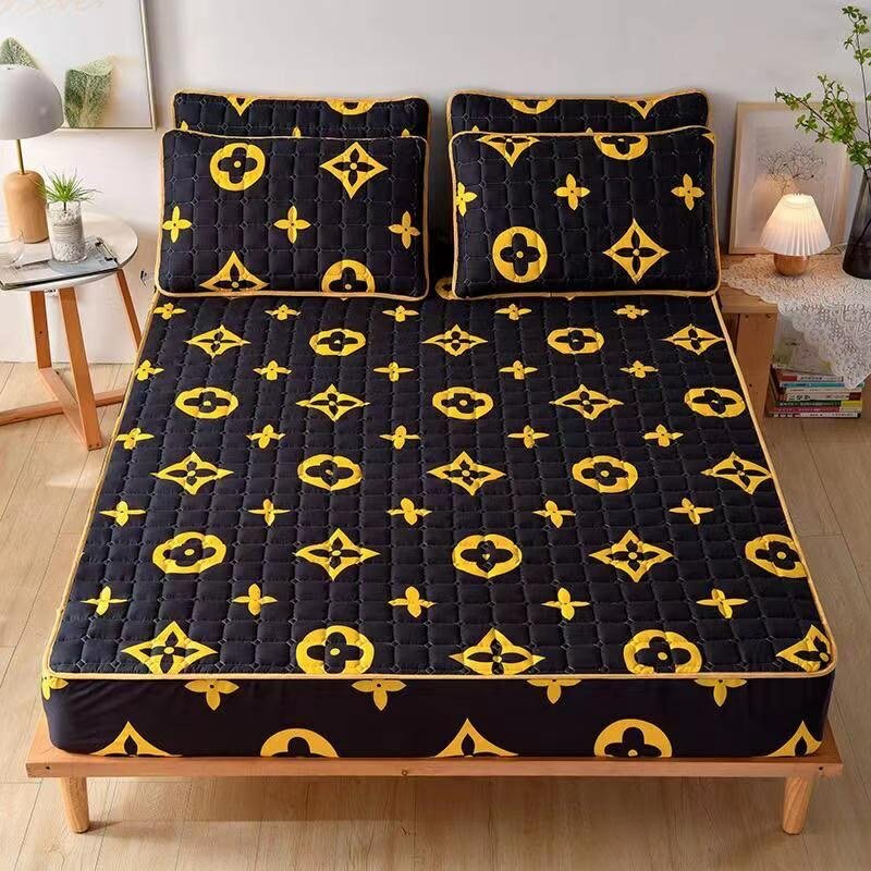 Waterproof mattress cover