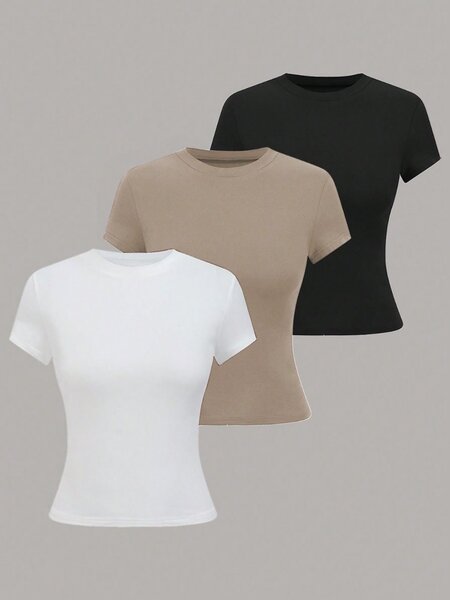 Un T-shirts basiques femme