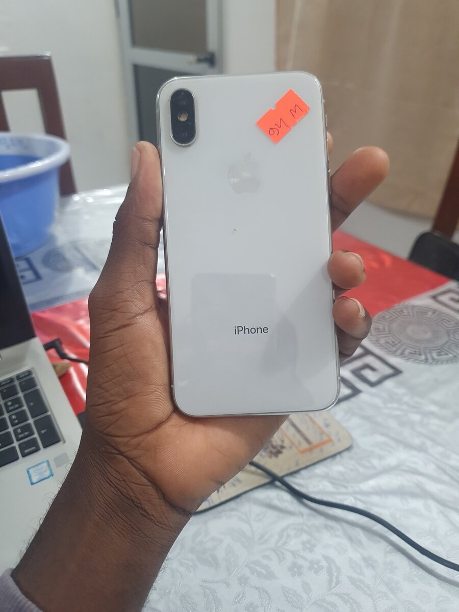 iPhone X 64Go