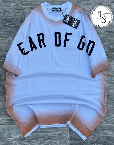 T-shirts graphiques modernes