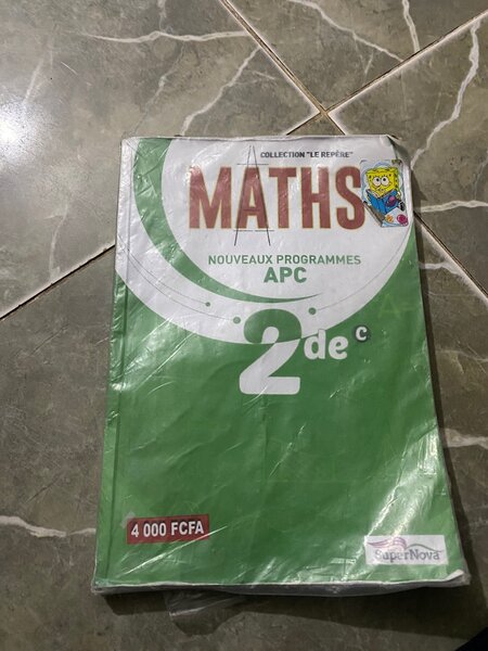 Lot de manuels scolaires 2e c