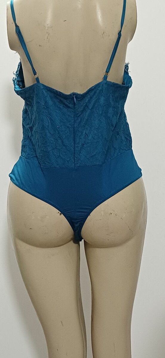 Body en dentelle bleu élégant