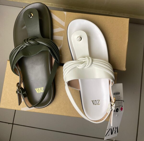 Sandale Zara pour femme