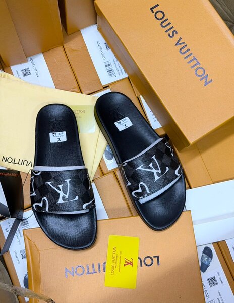 Sandales Louis Vuitton Noir