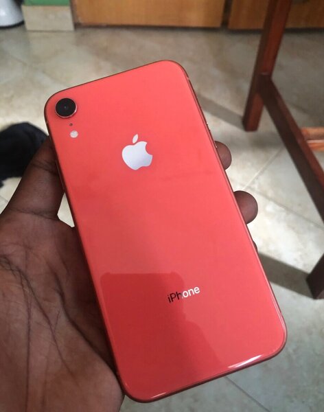 iPhone XR
