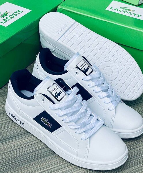 Chaussure LACOSTE