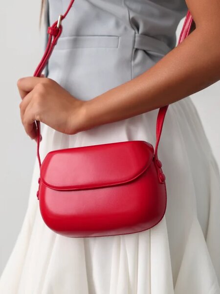 Sac bandoulière rouge élégant