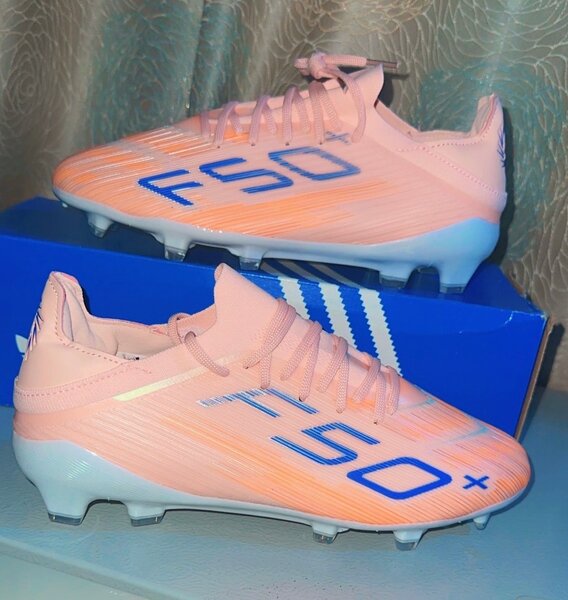 Chaussures de foot F50