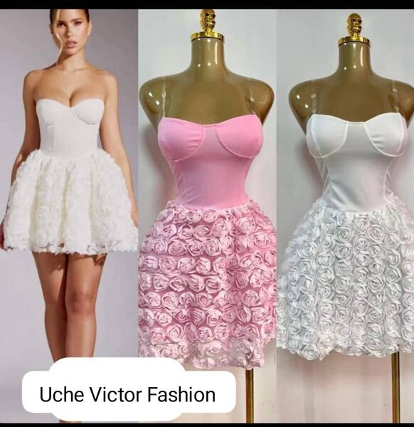 Robe bustier en dentelle fleurie