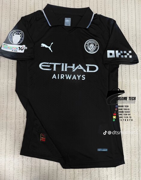 Maillot de football noir