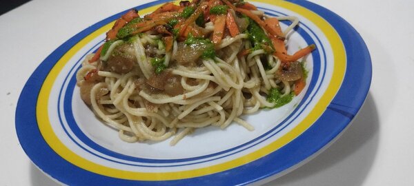 Spaghetti sautées aux légumes