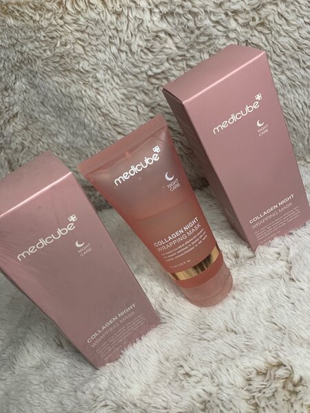 Medicube collagen night wrapping mask