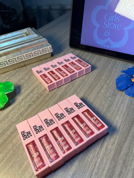 2 Rouge à Lèvres Longue Tenue