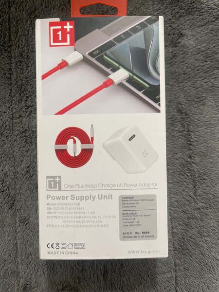 One plus Mobile Charger