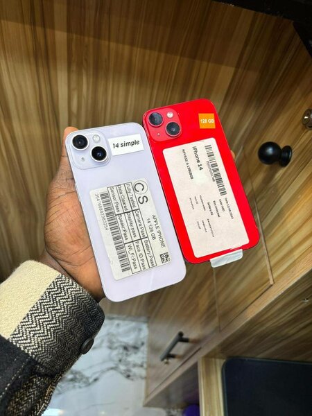 Smartphones 64Go Variés