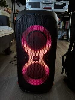 Enceinte portable puissante JBL