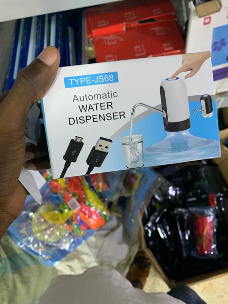 Distributeur d'Eau Automatique USB