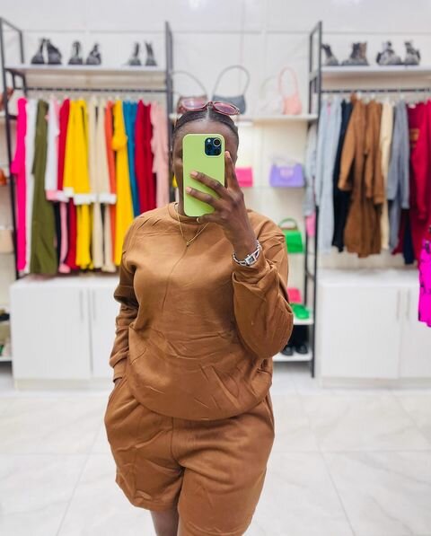 Women's sports suit shorts + sweatshirt