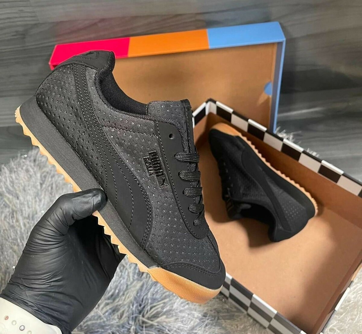 PUMA CLASSIC SNEAKER