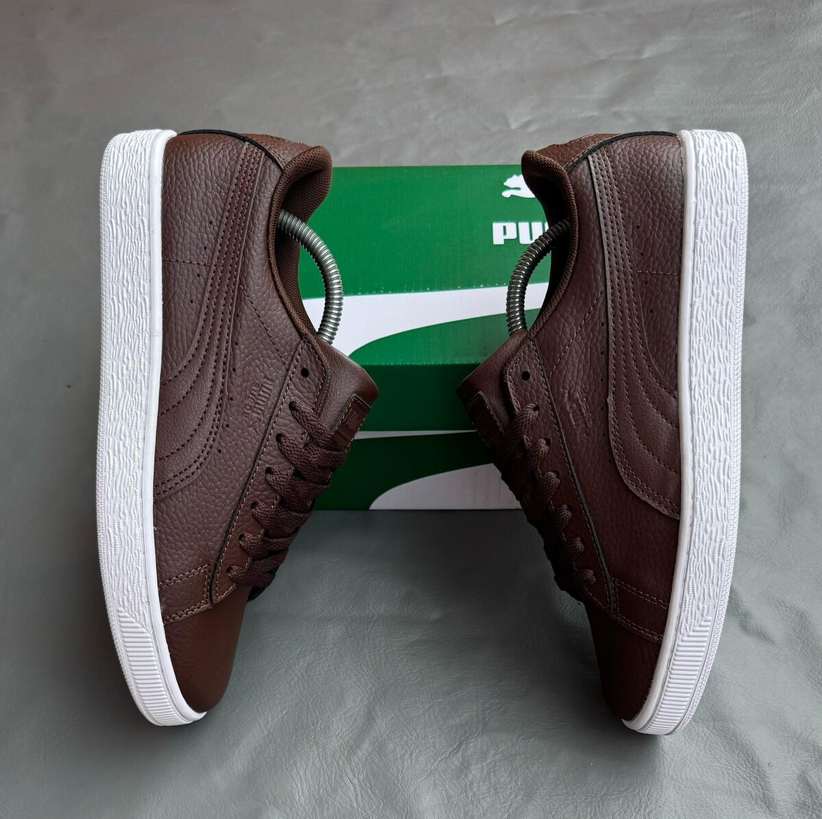 Sneakers en cuir marron Puma