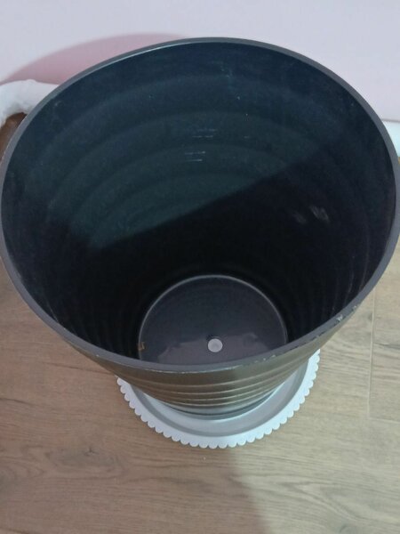 Горшок большой