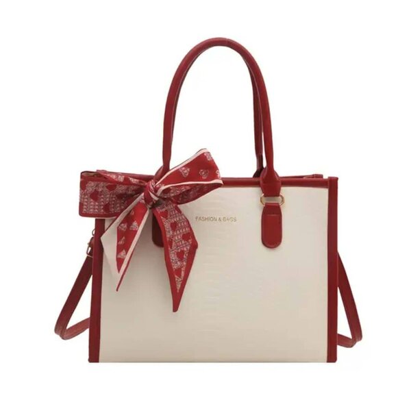 Sac à main élégant avec foulard