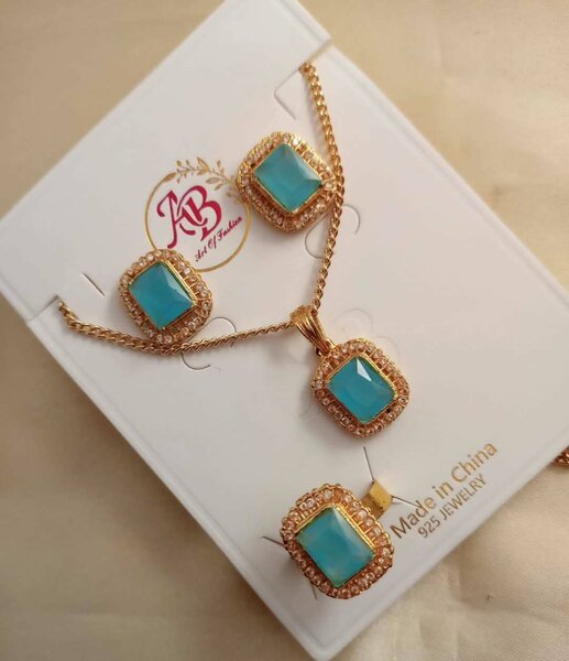 Ladies chain earring set