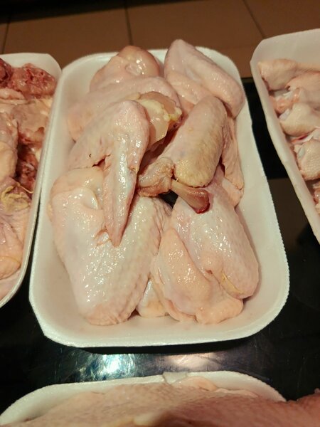 Ailes de poulet fraîches