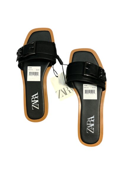 Sandales plates noires Zara