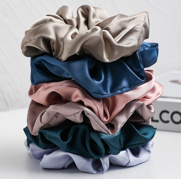 Chouchous en satin colorés