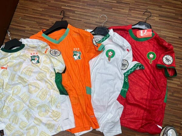 Maillots de Football Équipe
