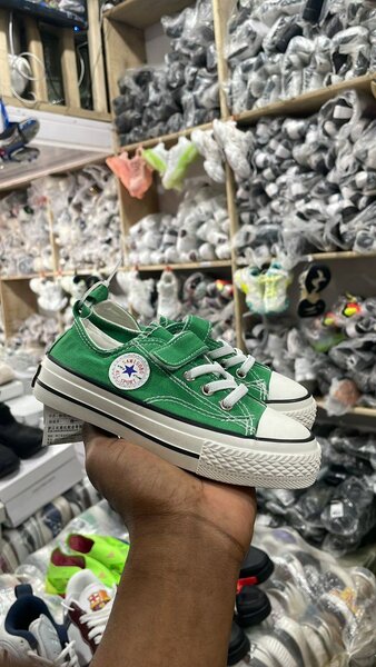 Baskets vertes pour enfants