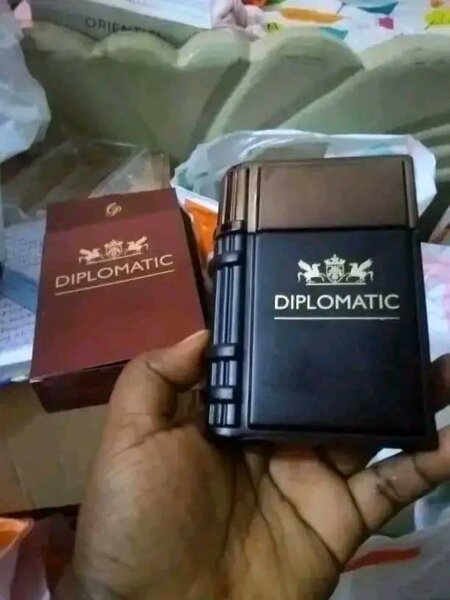 Parfum diplomatic de 100ml